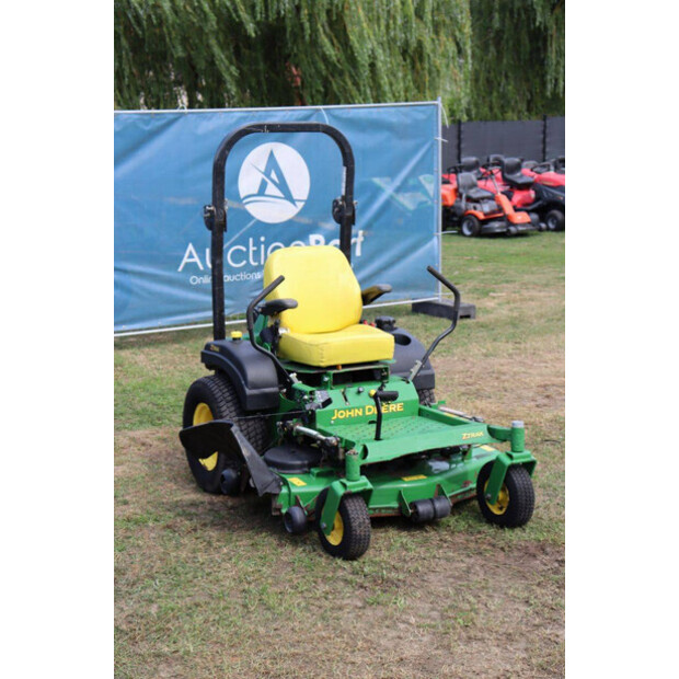 JOHN DEERE ZTRAK 717E-48888072