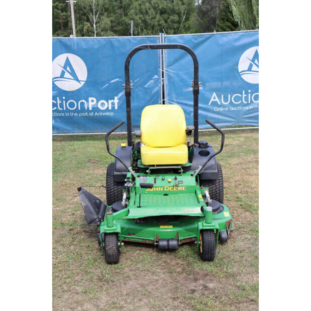 JOHN DEERE ZTRAK 717E-48888073