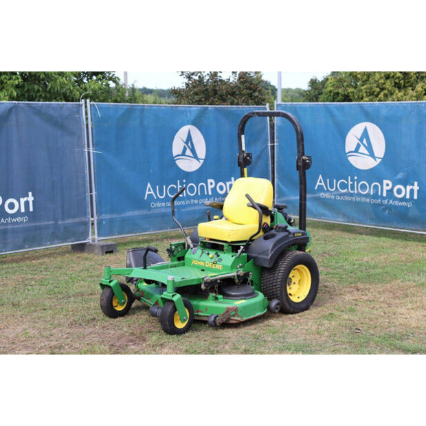 JOHN DEERE ZTRAK 717E-48888074