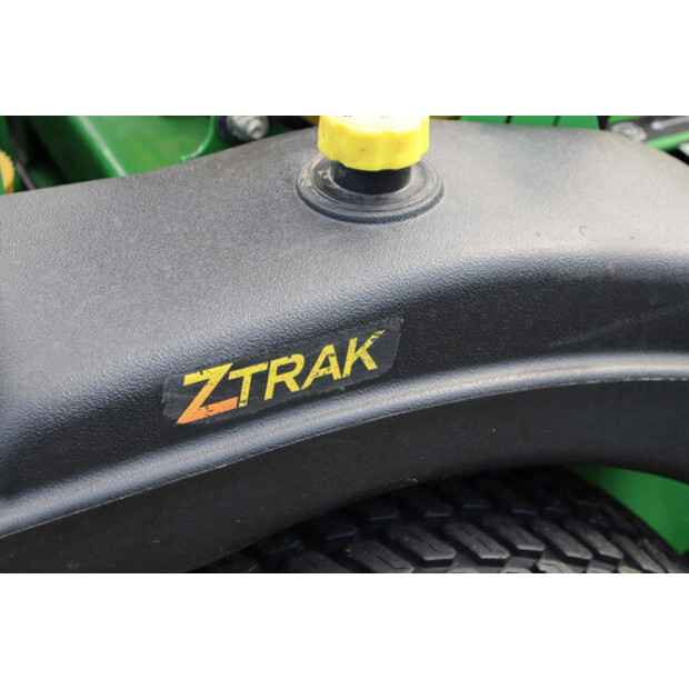 JOHN DEERE ZTRAK 717E-48888083