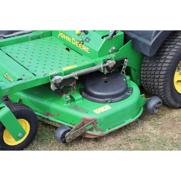 JOHN DEERE ZTRAK 717E-48888092