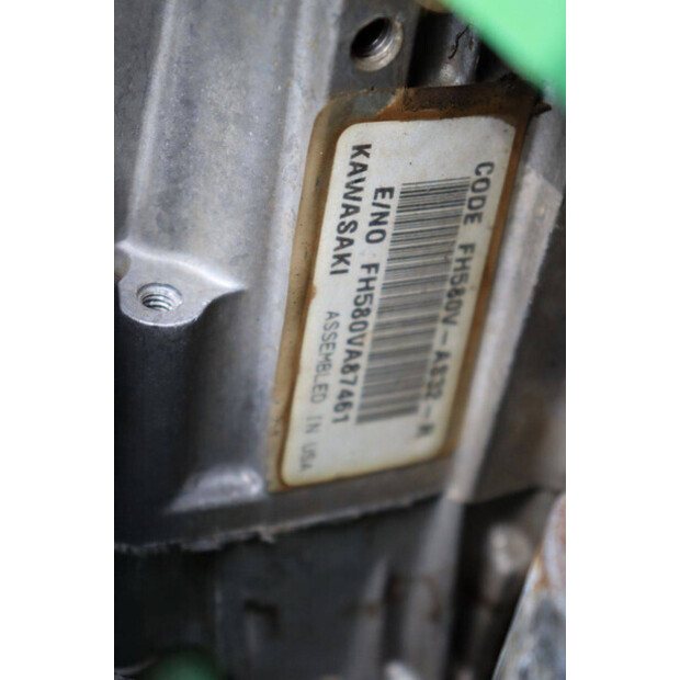 JOHN DEERE ZTRAK 717E-48888099