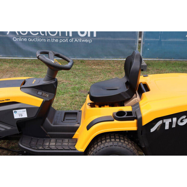 2024 Stiga Estate 798e-48888215