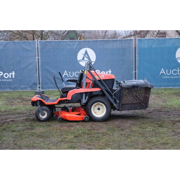 2011 KUBOTA GZD21-48888471