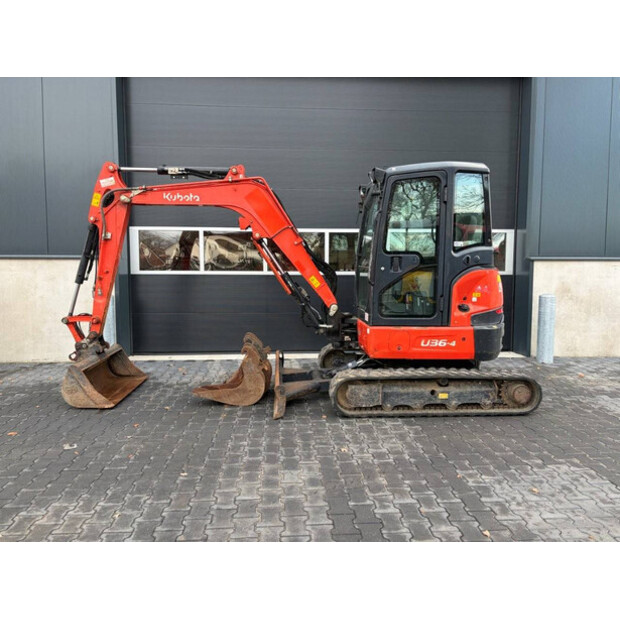 2019 KUBOTA U36-4-48888574