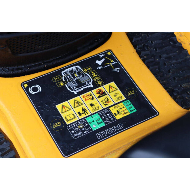 2010 Cub Cadet GT-1224 Hydrostatic-48889143