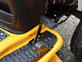 2010-cub-cadet-gt-1224-hydrostatic-48889146
