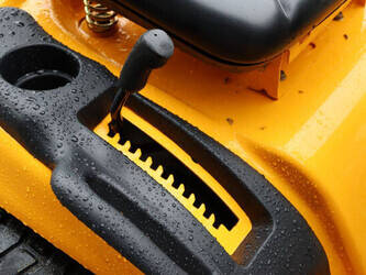 2010-cub-cadet-gt-1224-hydrostatic-48889147