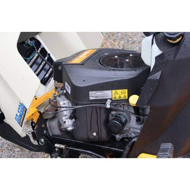2010 Cub Cadet GT-1224 Hydrostatic-48889155