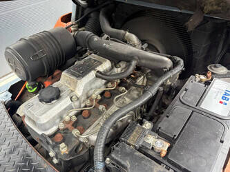 2011-toyota-d-52-8fd30-1480960-48889163