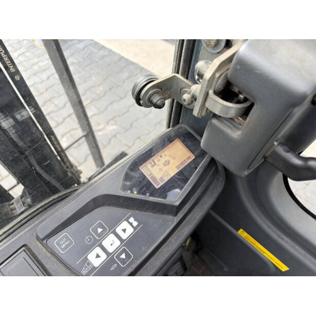 2018 Toyota 7FBEST15-48889226