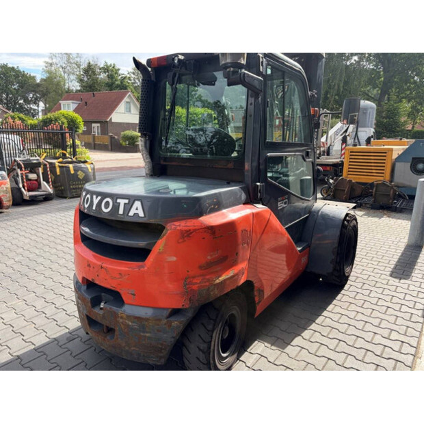 2017 Toyota 40-8FD45N-48889282