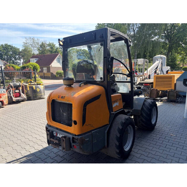 2012 جاينت V452T HD-48889346