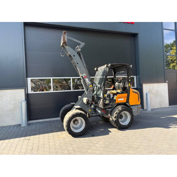 2012 جاينت V452T HD-48889354