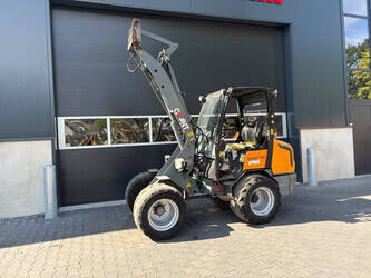 2012-giant-v452t-hd-1480970-48889354