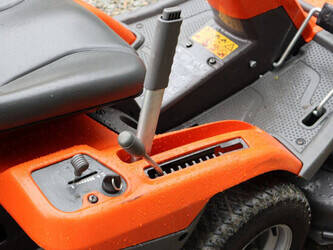 2012-husqvarna-r216awd-48889441