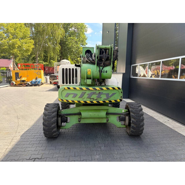 2005 Niftylift HR21D-48889526