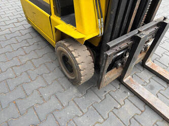 2011-yale-erp15-1480987-48889675