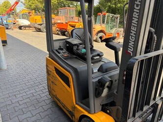 2019-jungheinrich-efg213-48889811