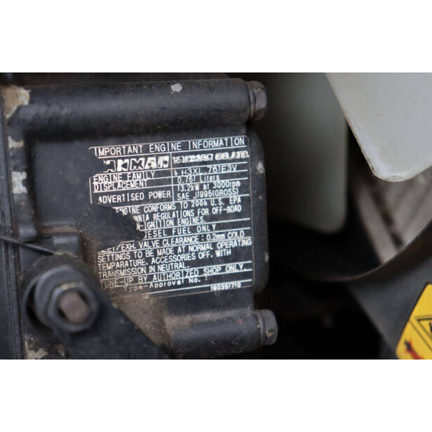 2006 YANMAR RD122-48889855