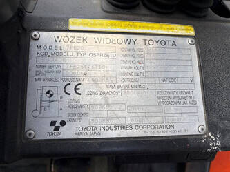 2006-toyota-7fb20-48889870