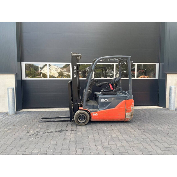 2017 تويوتا 8FBE20T-48889903