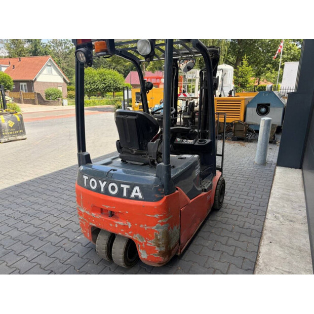 2017 تويوتا 8FBE20T-48889906