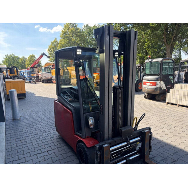 2016 جنجهينريتش EFG 220-48889972