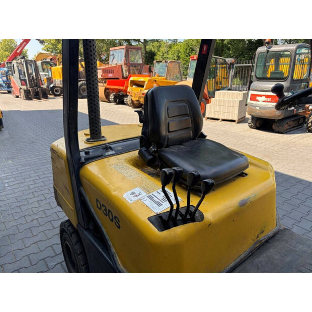 2000 Daewoo D30S-3-48890031