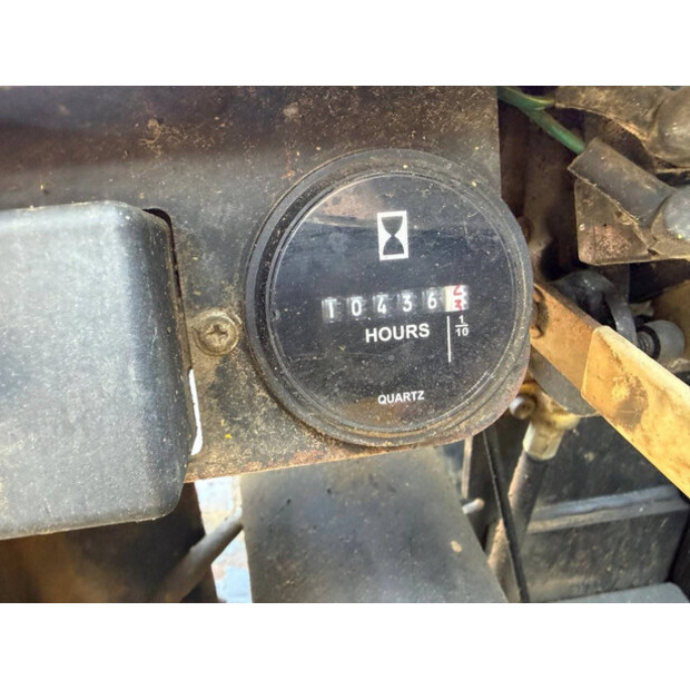 2000 Daewoo D30S-3-48890033