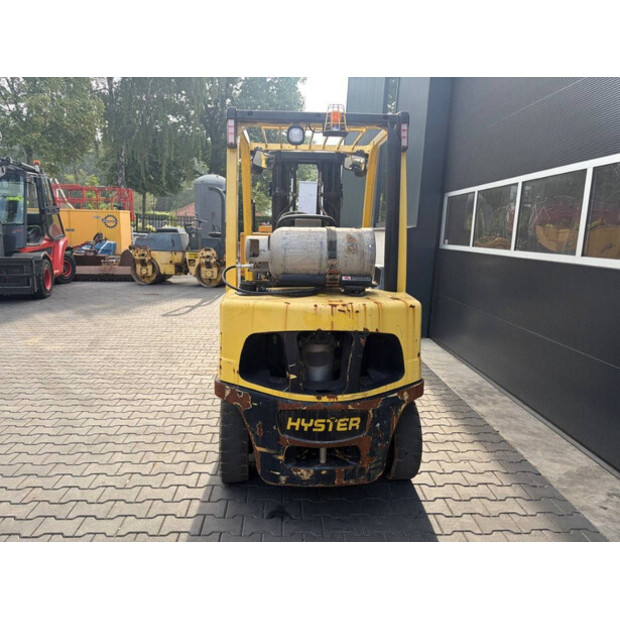 2016 Hyster H3.0FT-48890414