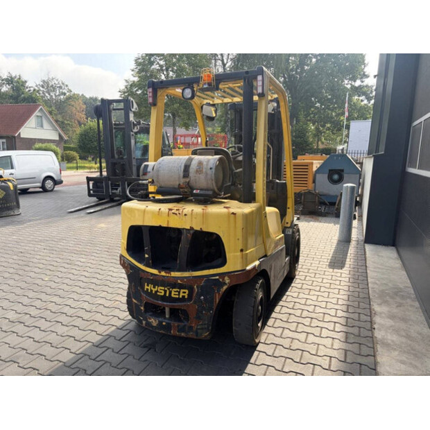 2016 Hyster H3.0FT-48890415