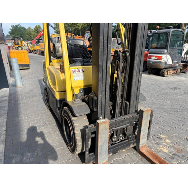 2016 Hyster H3.0FT-48890417