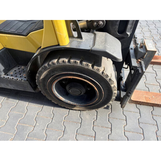 2016 Hyster H3.0FT-48890420