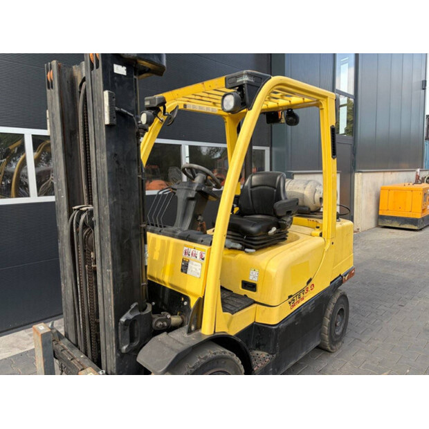 2016 Hyster H3.0FT-48890422