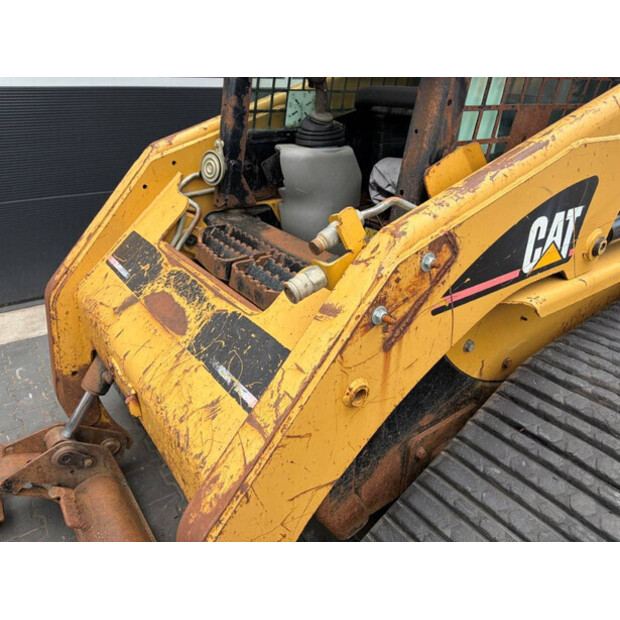 2005 Caterpillar 277B-48890486