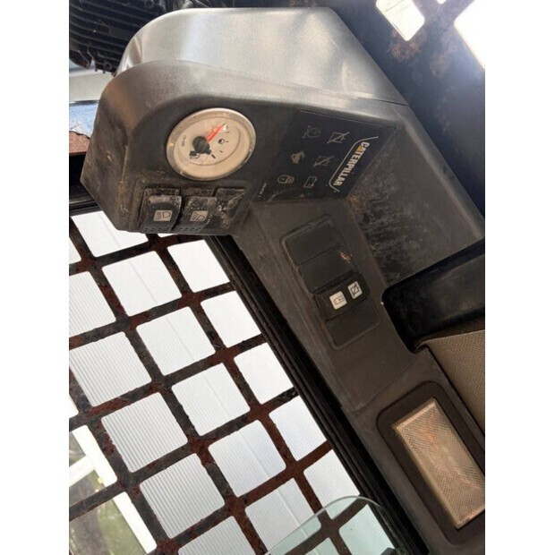 2005 Caterpillar 277B-48890489
