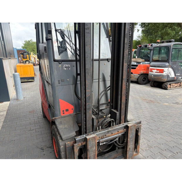 2016 Linde H30T-02-48890773