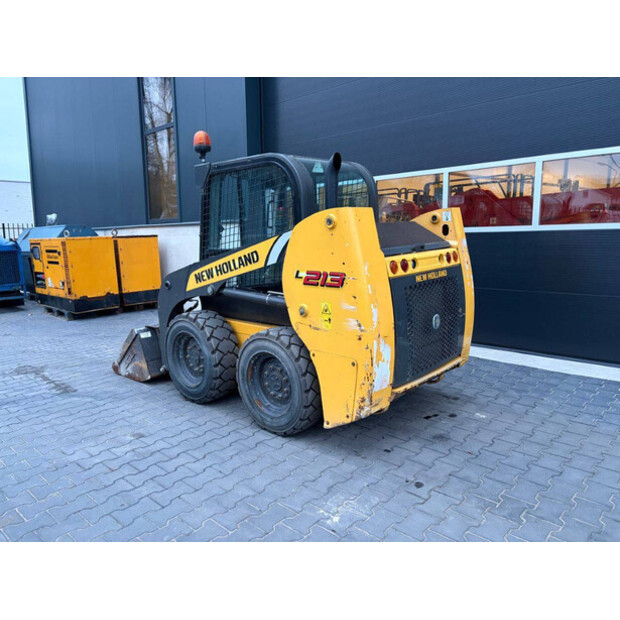 2018 New Holland L213-48891116