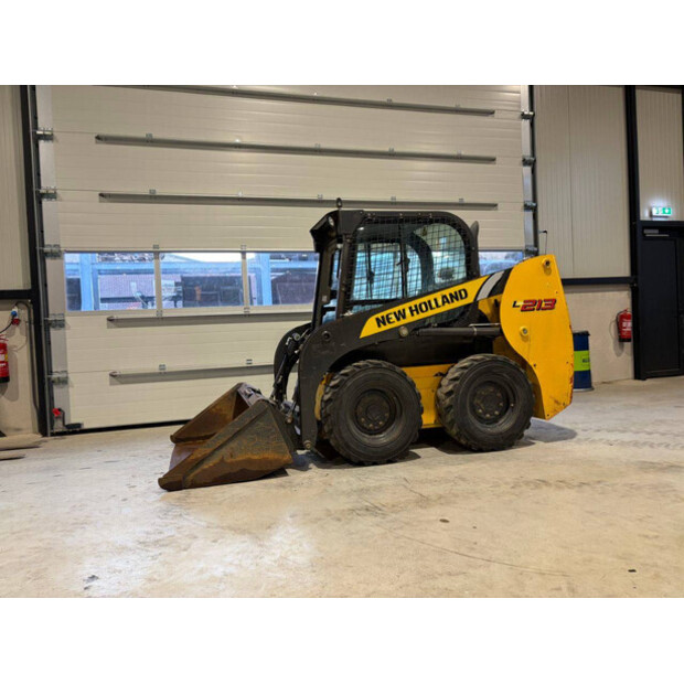 2018 New Holland L213-48891154