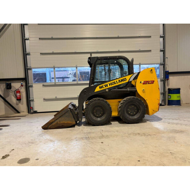 2018 New Holland L213-48891155