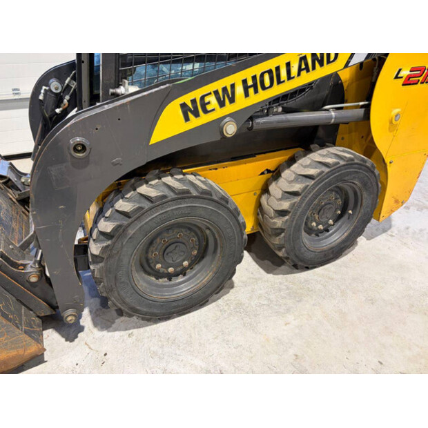 2018 New Holland L213-48891164