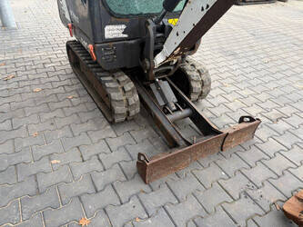2014-bobcat-e16-1481066-48891410