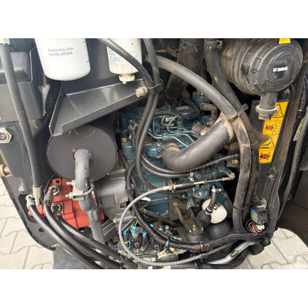 2014 بوبكات E16-48891412
