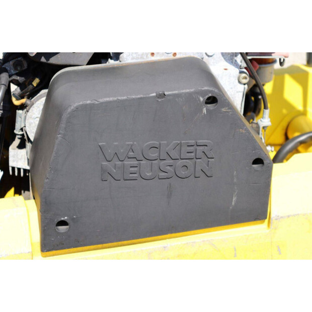 2015 Neuson Vibroplate DPU3050-48891513
