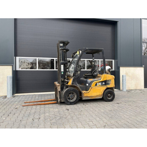 2011 Caterpillar GP25N-48891583