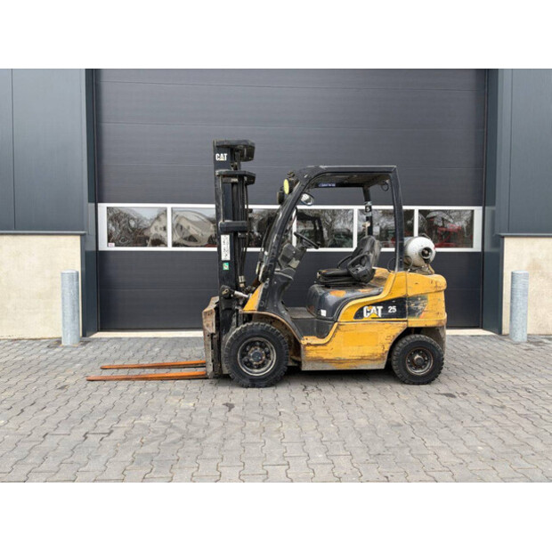 2011 Caterpillar GP25N-48891584