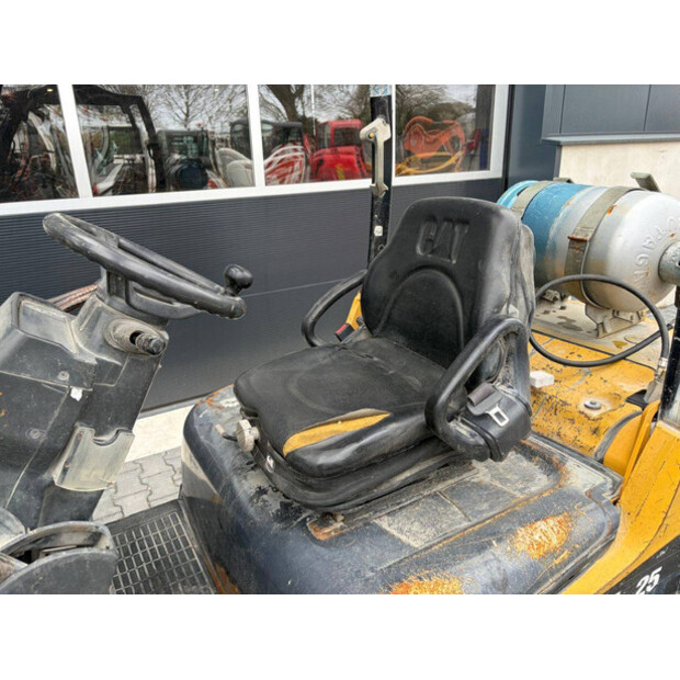 2011 Caterpillar GP25N-48891590