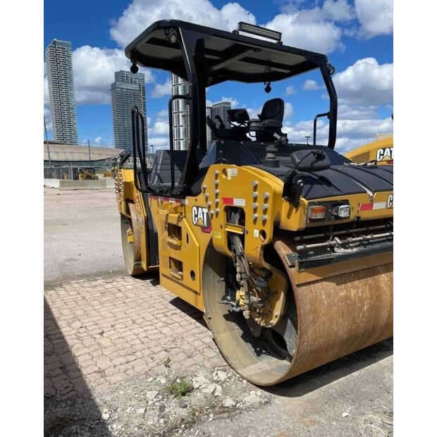 2023 Caterpillar CB15-48891621