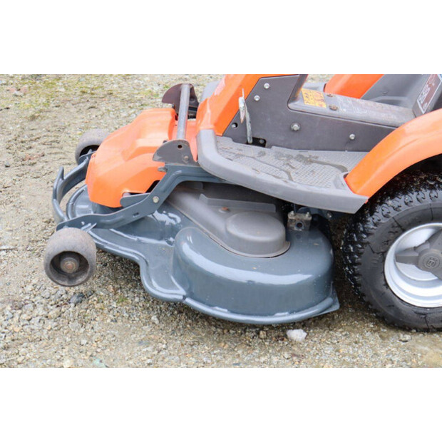 2018 Husqvarna R215TH-48891963